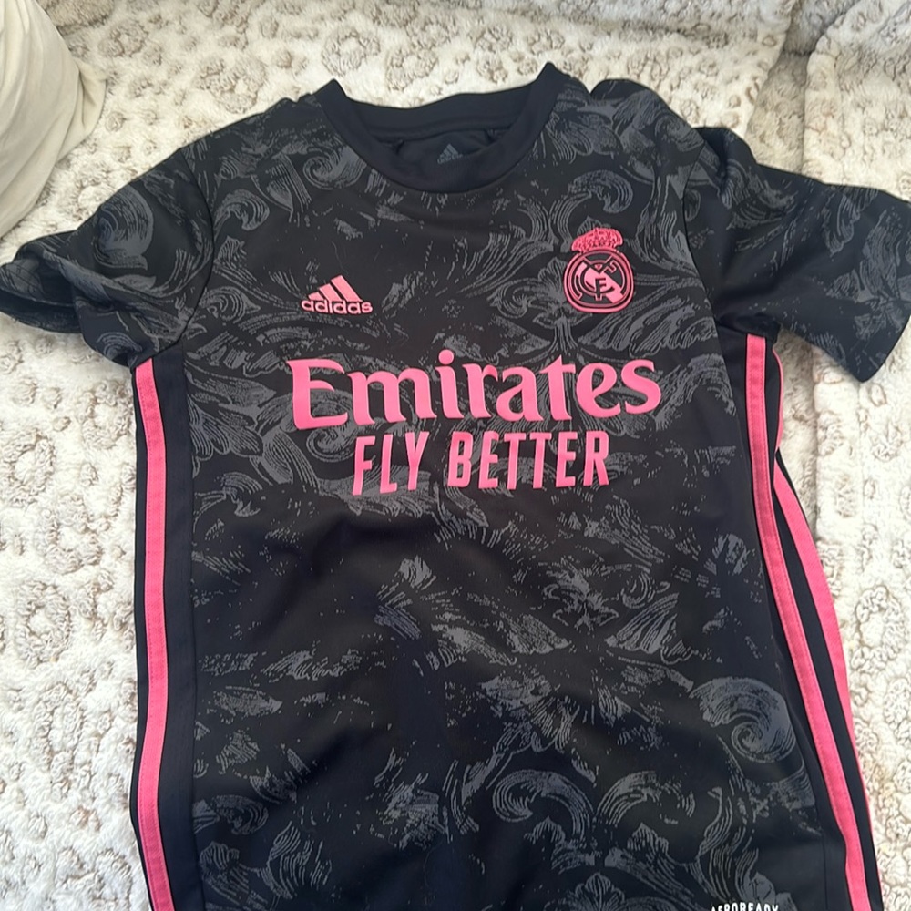 Soccer futbol shirt adidas